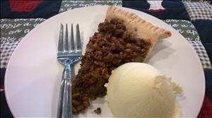Apple Pie with Crumbly Crumble