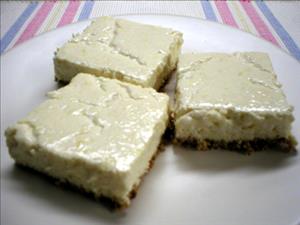 Lemon Cheesecake Squares