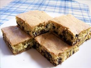 Chocolate Chip Nut Bars